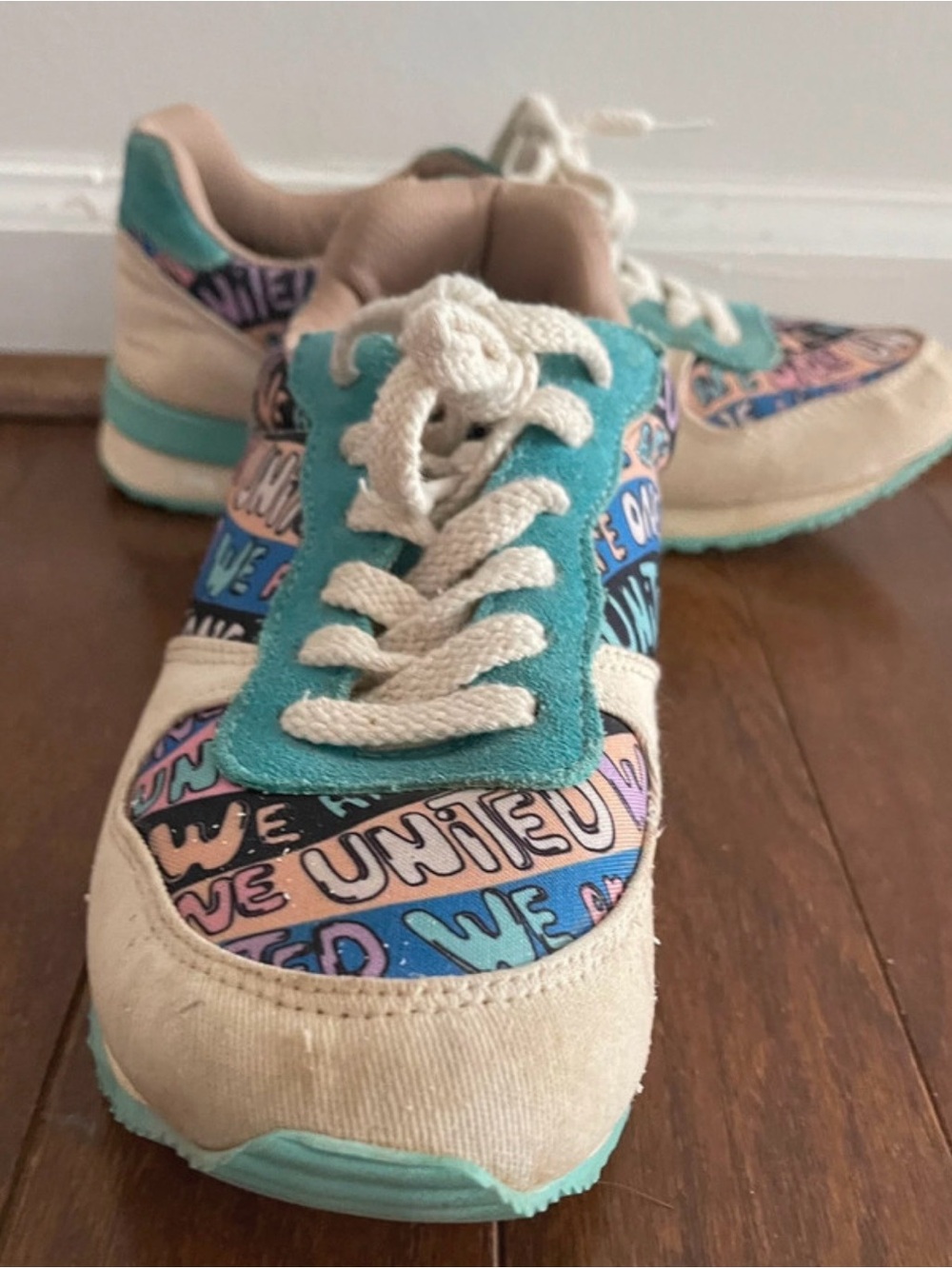 INKKAS We Are One United Jogger Sneakers Size 9 Colorful Graphic Suede